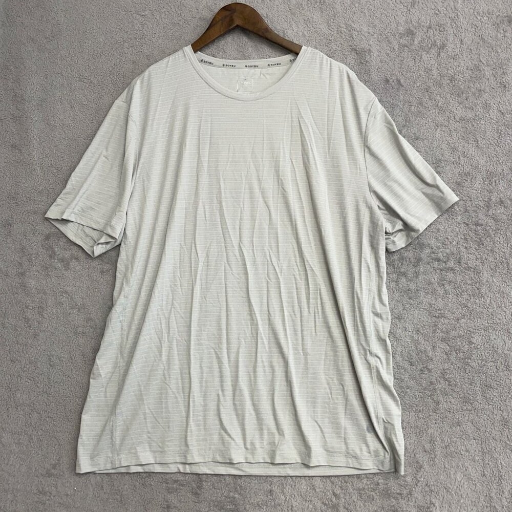 NWOT Soybu Men's XXL Light Gray Stripped Short Sleeve Crew Neck Active Shirt